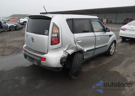 2010 Kia Soul Sport из США, поврежденный, VIN KNDJT2A23A7176766